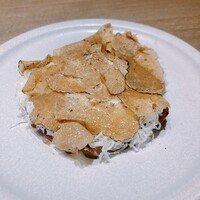 USHIGORO S. SHINJUKU - トリュフとチーズとマッシュルーム