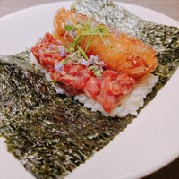 USHIGORO S. SHINJUKU - 肉とフカヒレの巻き巻き