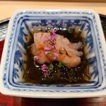 鮨 詠心 - 水雲酢と縞海老
