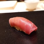 鮨 詠心 - 腹中の中トロ
