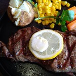 Hamburger Steak Senmon Ten IZUTSUYA - 沙朗牛排