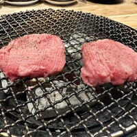 大衆肉酒場 こだわり米 匠 - 牛タン