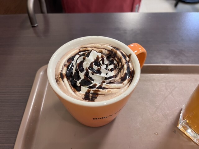 Holly's Cafe Nijo Ekimae Ten photo 2