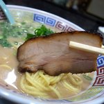 京橋マキノ家 緑橋店すず家 - バラ肉のチャーシューです。肩ロース肉のチャーシューも入ってました。