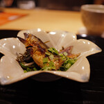 富小路 やま岸 - ◉嵐山 鮎炭火焼の鮎ざく 能登 太水雲と胡瓜、大葉と共に