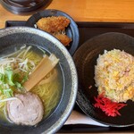 ラーメン工房 ら房 - 