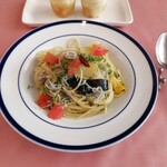 シェガーノ - しらすと夏野菜のビアンコパスタ♪