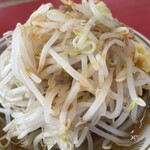 ラーメン もっけだの - 『青唐味噌ラーメンニンニク野菜マシマシ』の野菜
