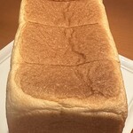 天然酵母の食パン専門店 つばめパン&Milk - 絹香　食パン③