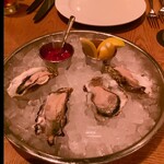 Peter Luger Steak House Tokyo - このクリーミーな味わいはナンやねん⁈