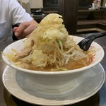 ありがとうラーメン - 料理写真:旦那さん立山盛り  味噌味  確か￥940位