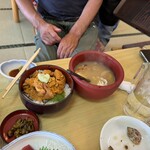 寺泊中央水産 まるなか - 