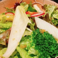 鉄板焼　神戸グリル  - サラダ！野菜が美味しい