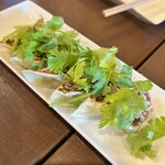 神田餃子居酒屋WARASHIBE GYOZA - パクチー餃子