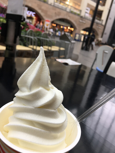 移転】クィーンズソフトクリームカフェ 札幌エスタ （Queen's SOFT