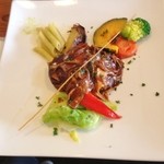 ピッツェリア 薪と石 - 本日のランチ(デミグラスハンバーグ)(税込1029円)