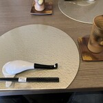 支那蕎麦 大丸 - テーブルセッティング