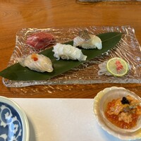 やま中・本店　鮨と日本料理　 - 