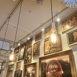 トラットリアチッチョ - カジュアルで居心地が良い店内