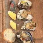 トラットリアチッチョ - 牡蠣アラカルト