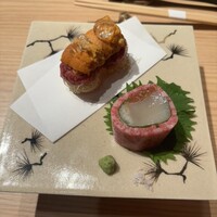うしうらら - ユッケと雲丹の前菜、サーロインと帆立の梅巻き