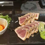 全席個室 せせらぎを聴きながら - マグロのレアステーキ