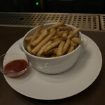 大阪ステーションホテル　メイン バー - フレンチフライ