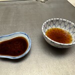 徳ㇵ本也 - 醤油とポン酢、お好みで