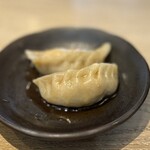 中華美食 トミーズキッチン - 蒸し餃子