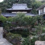 仙遊寺 宿坊 - 本堂と宿坊の間になる庭。小さいながらイイ雰囲気です♪