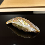 鮨 ゆうき - ここから追加　鰯　味がとても強い鰯