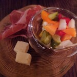 TOKYO Whisky Library - 