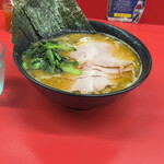 ラーメン 杉田家 本店 - 