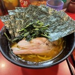 家系総本山 吉村家 - 