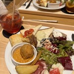 スターバックス リザーブ(R)ストア 銀座マロニエ通り  - 