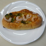 Maruyoshi Bakery - エビのバゲットキッシュ(432円)