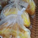 フレッシュ・クラブ - 焼きたて すぎ て袋に水滴が