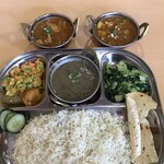 ネパールインド料理 ニュー ゴルカ - 