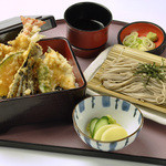 やじろべえ - 料理写真:にぎわい上天重セット　1,382円