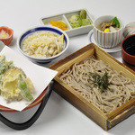 やじろべえ 春日井店