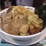 野郎ラーメン - メガ豚野郎ラーメン