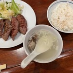 牛たん料理 閣 ブランドーム本店 - 