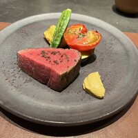 IAKU  - 