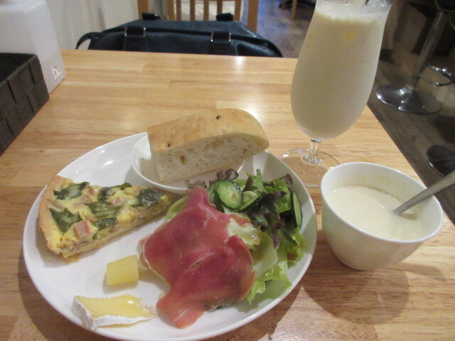 日本ワインバル サンスーシィ 多賀城｜日本ワインと料理の融合