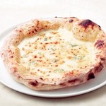クアットロフォルマッジ（8インチ）
