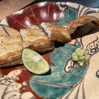 銀座 四代目 高橋屋 銀座店 - パリパリの皮が香ばしい白焼き