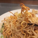 上海飯店 - カリカリ揚げ麺リフト