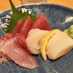 飛勘水産 鮨 一華 - 刺身三点盛り  鮪・ぶり・帆立