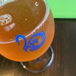 ウナ カサ デ グビグビ エルヌビチノ - 