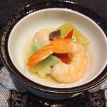 旅館 神仙 - 煮物（冬瓜・湯葉・えび・もみじふ）